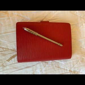 Louis Vuitton agenda